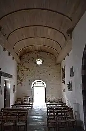 La nef côté porche.