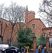 Hôtel de Bernuy, tour vue de la rue.