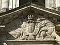 Fronton du beffroi de l’hôtel de ville.