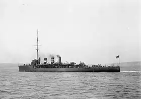 illustration de HMS Amphion (1911)