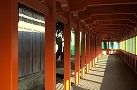 Chemin en lumière de novembre