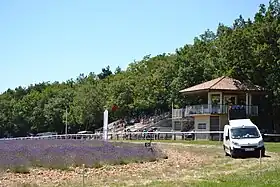 Image illustrative de l’article Hippodrome de Deffends