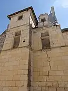 Tour nord-ouest, baies.