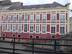 Immeuble à proximité de la rue du Pont-Neuf.