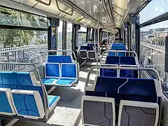 Intérieur d'un MP 89 CC rénové de la ligne 6.