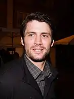 James Lafferty interprète Ryan.
