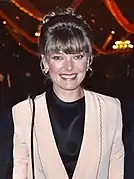 Jane Curtin interprète Dr Joanne Webster.