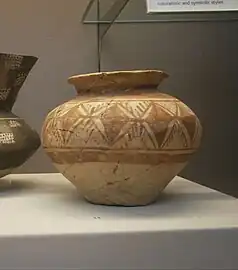 Jarre à décor peint, Halaf récent (v. 5600 - 5200 av. J.-C.), Chagar Bazar.  British Museum.