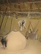 Four dans la maison néolithique, reconstitu-tion.