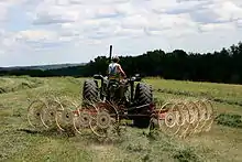 Andaineur à roues-soleil disposées en entonnoir, Wisconsin, 2009