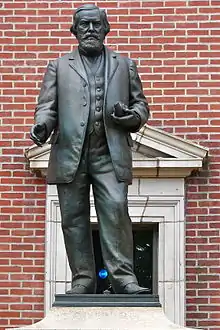 Statue de Joseph Leidy par le sculpteur Samuel Murray.