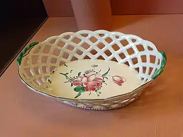 Panier en faïence de Joseph Hannong.