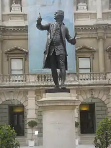 Monument à Joshua Reynolds (en) (1931), Londres, Burlington House.
