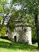 L'ancien pigeonnier du château.