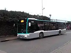 Le Citaro C2 no 609 en gare de Juvisy-sur-Orge.
