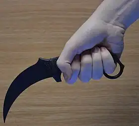 Image illustrative de l'article Karambit
