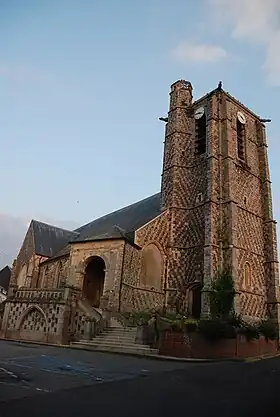 Ault, l'église Saint-Pierre, vue générale.