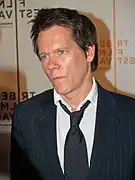 Kevin Bacon interprète Sebastian Shaw