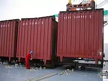 Conteneurs high cube.