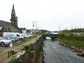 Le Camfrout (vue vers l'aval à partir du pont).