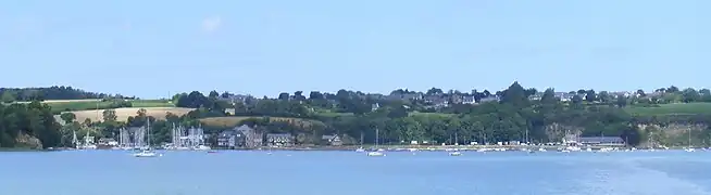 La Cale aux Moulins (entre le port de plaisance jusqu'à la piscine)