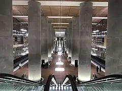 Gare SNCF desservie par le RER E.