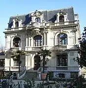 La Garenne Colombes - La bibliothèque municipale (2009).jpg