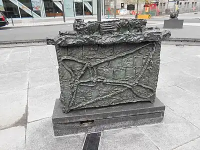 La Joute, 1969, détail, Montréal, place Jean-Paul-Riopelle.