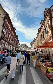 La foire Saint-Matthieu à Houdan