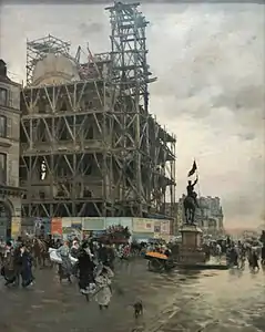 Giuseppe De Nittis, Place des Pyramides (1876), Paris, musée d'Orsay. Le bâtiment couvert d’échafaudages est le pavillon de Marsan, alors en cours de reconstruction.