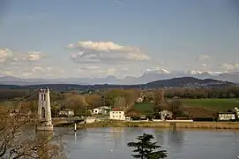 Vue sur la rive gauche du Rhône.