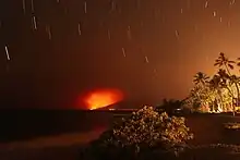 Cette photo a été prise de Wailea, au sud de Maui, pendant la nuit.
