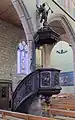 Église Saint-Houardon : la chaire à prêcher.