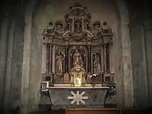 Retable de la basilique Notre-Dame d'Avesnières.