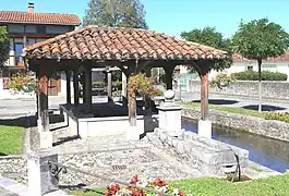 Lavoir de Mazères-de-Neste.
