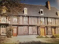 Le manoir de Réville (façade avant)