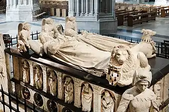 Tombeau de François II de Bretagne et de Margueritte de foix (vers 1500, cathédrale de Nantes).