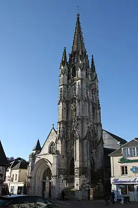 L'église Notre-Dame de Lillebonne.
