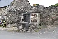 Ancien puits public.