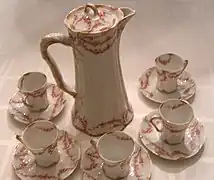 Service à chocolat Haviland, vers 1900.
