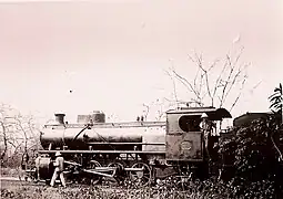Une locomotive (1932).