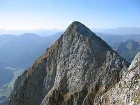 Le sommet principal (sud-ouest) du Lugauer vu depuis le sommet nord-est.