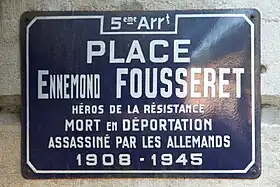 Voir la plaque.