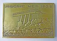 Plaquette en bronze 1968. Cercle des nageurs de Marseille (CNM). Piscine mer 1932, piscine olympique 1968. Revers. Dimensions 90 x 60 mm, poids 184 g. Graveur inconnu.