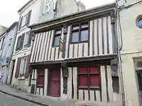 no 9 : Maison de l'Écu de France