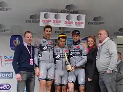 L'équipe Bretagne-Séché Environnement est première du classement par équipes.