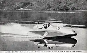 Malcolm Campbell le 19 août 1939 sur Bluebird K4 1 750 CV à Coniston Water, Lancashire