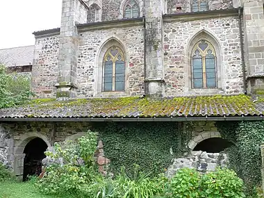Vestiges du cloître .