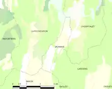 Carte élémentaire montrant les limites de la commune, les communes voisines, les zones de végétation et les routes