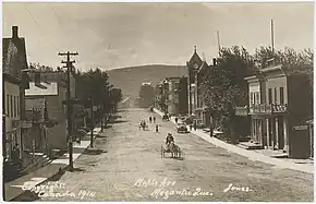 Avenue Maple, Megantic, carte postale, vers 1914.